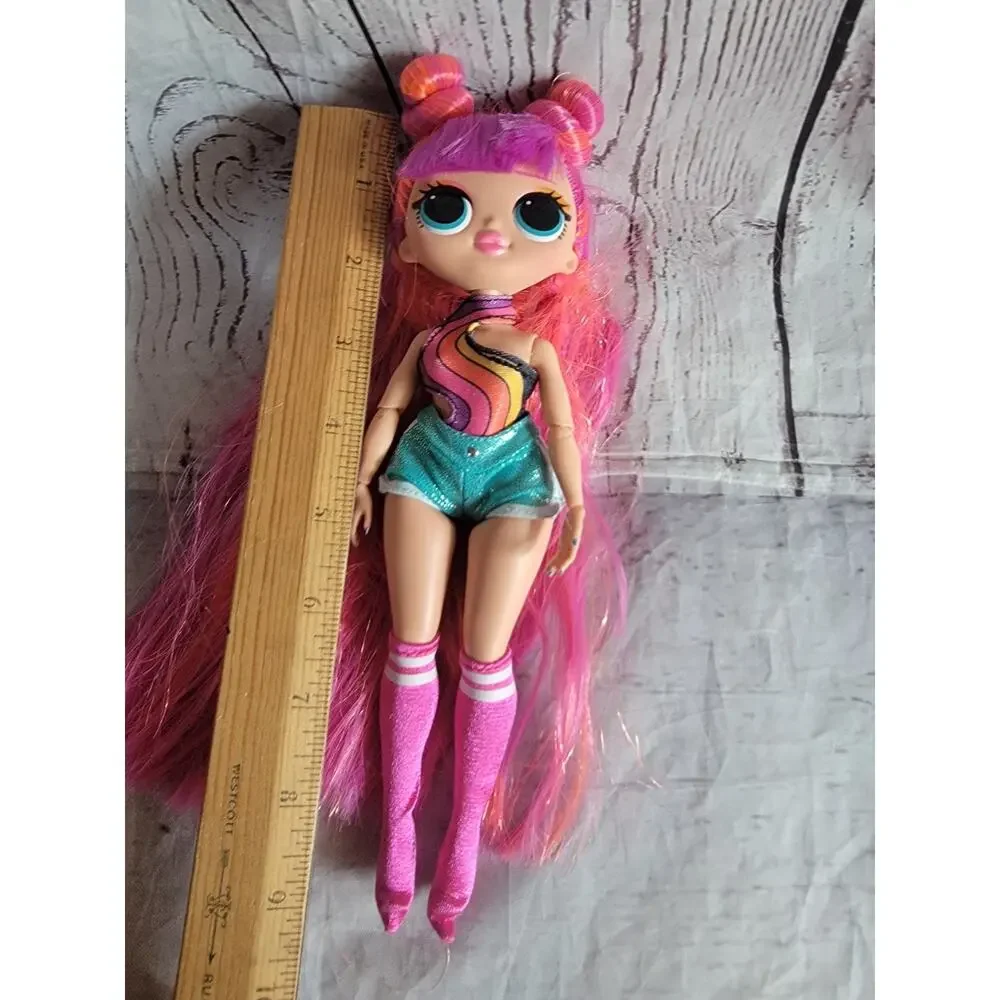 2019 MGA LOL Doll Pink & Orange Hair Roller Chick Blue Eyes No Shoes
